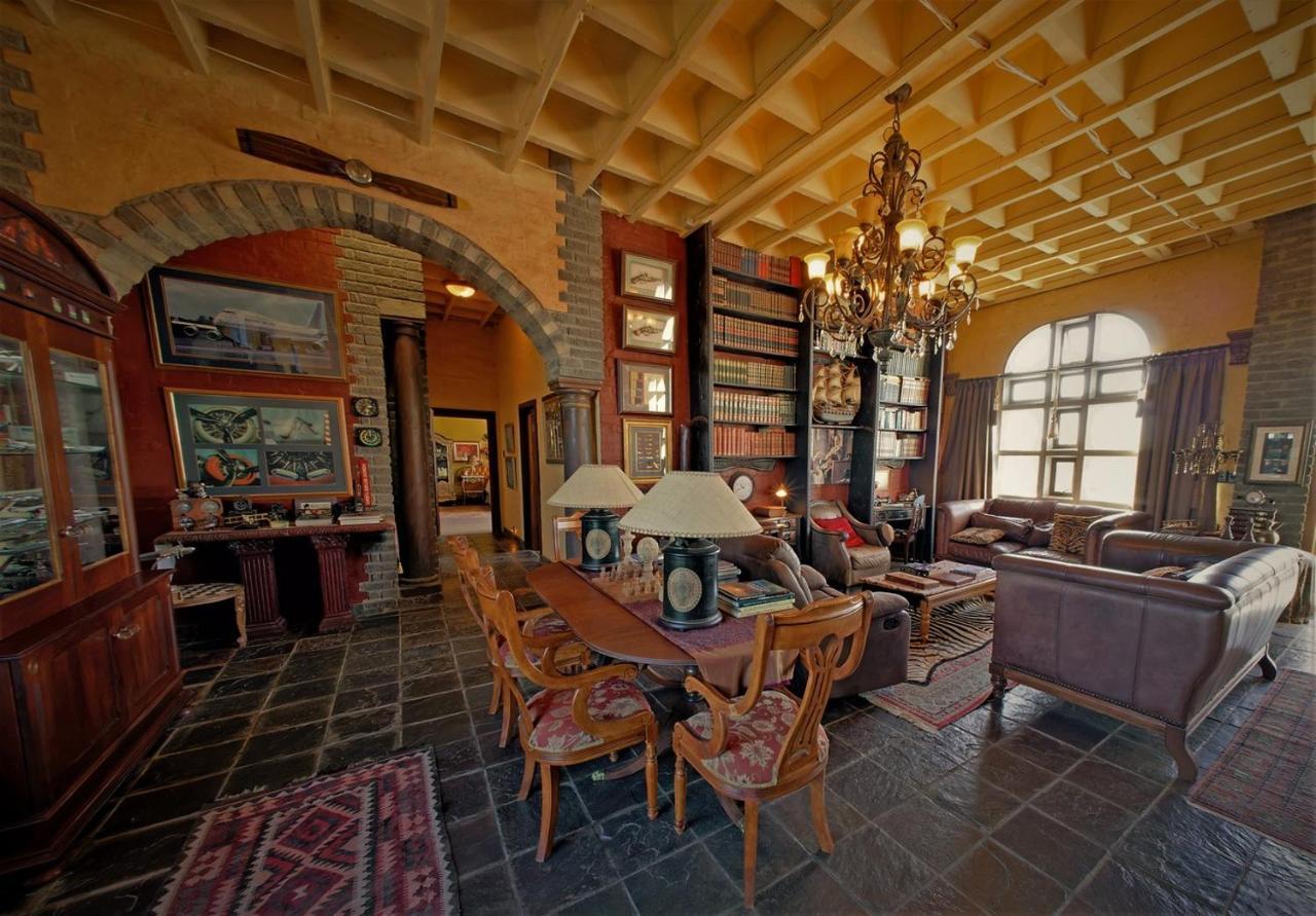 فندق Bygracealone Manor Outeniekwa المظهر الخارجي الصورة